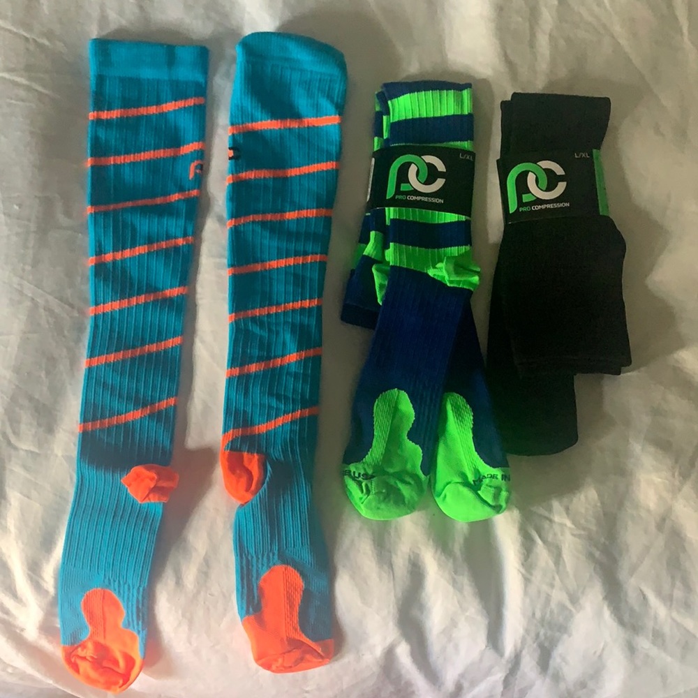 Pro Compression socks L/XL 3 pairs total